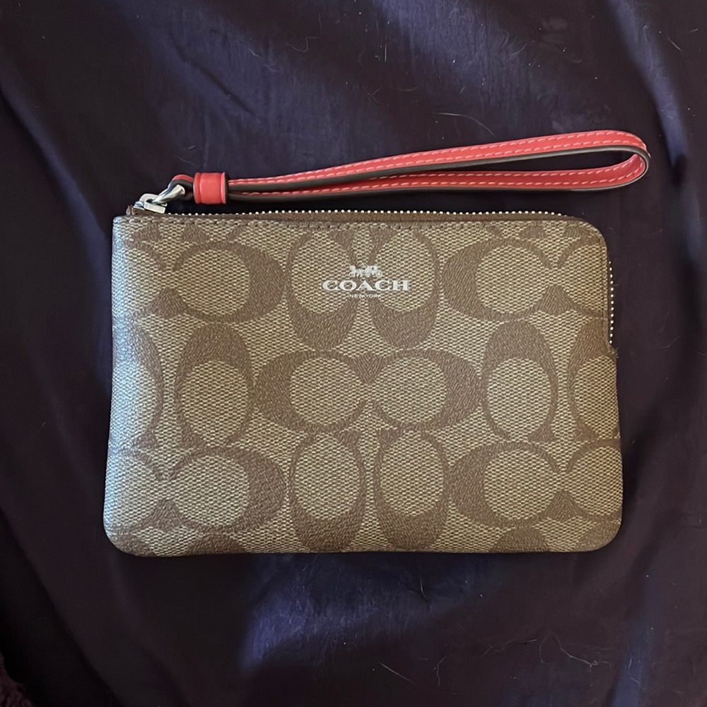 Coach Corner Zip Wristlet